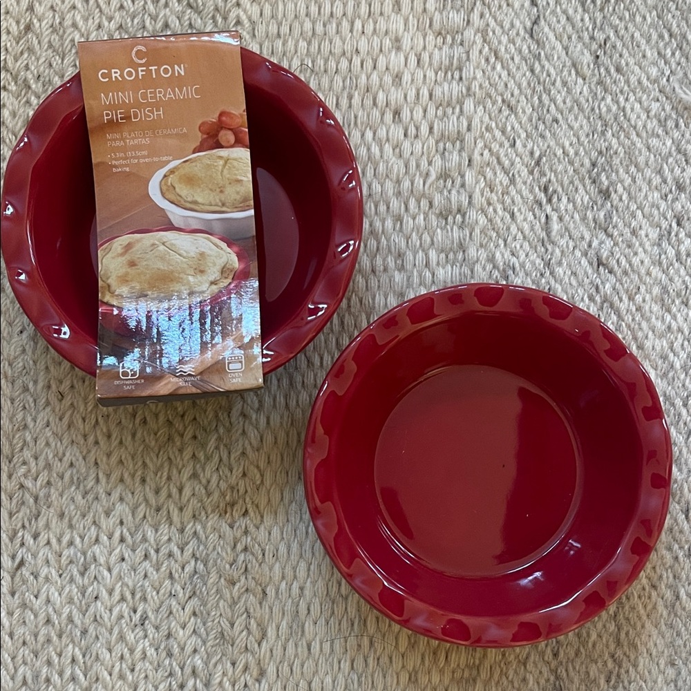Set of 2 Croften  Red Mini Ceramic Pie Dishes